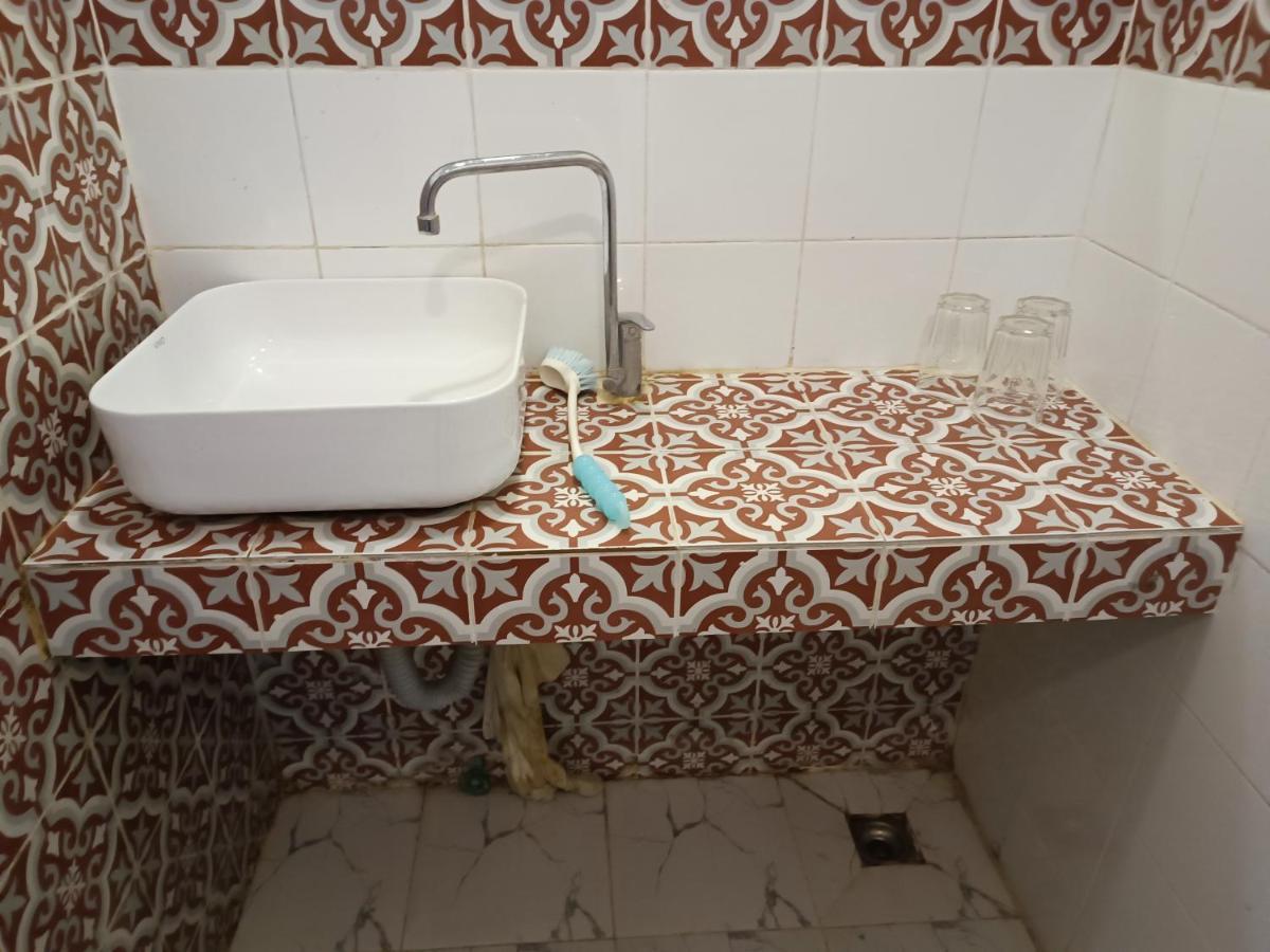 Rooms 101 Kampot Bagian luar foto